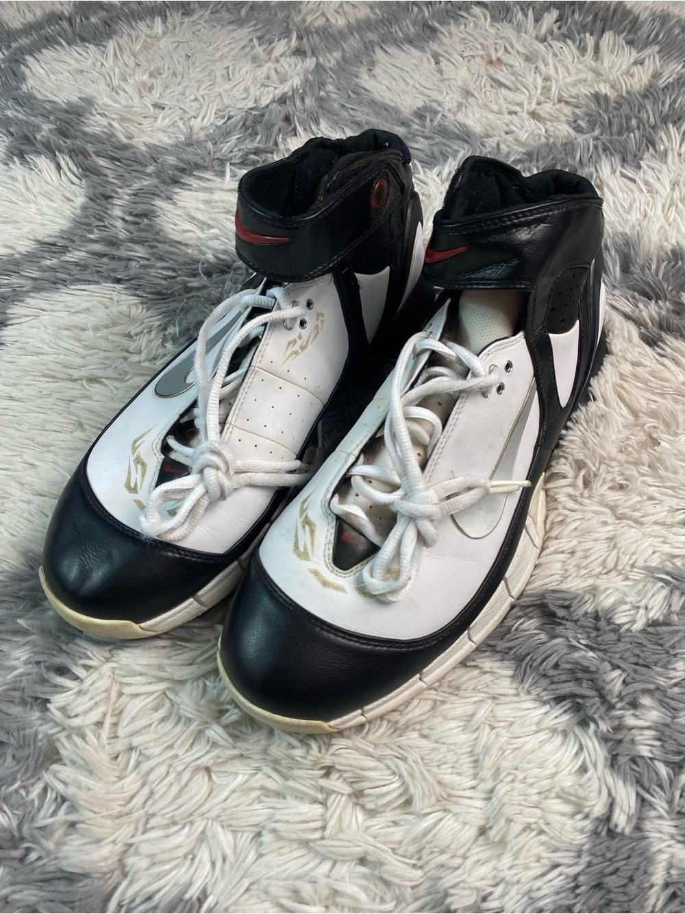 Size 12 - Nike Air Zoom Huarache 2K5 White Black Sneakers Shoes  Basketball